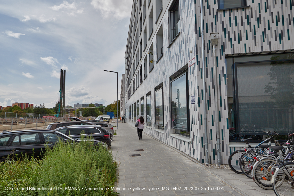 25.07.2023 - Rundgang im Alexisquartier in Neuperlach